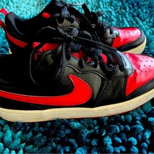 Nike Sneakers. US size 6Y for kids